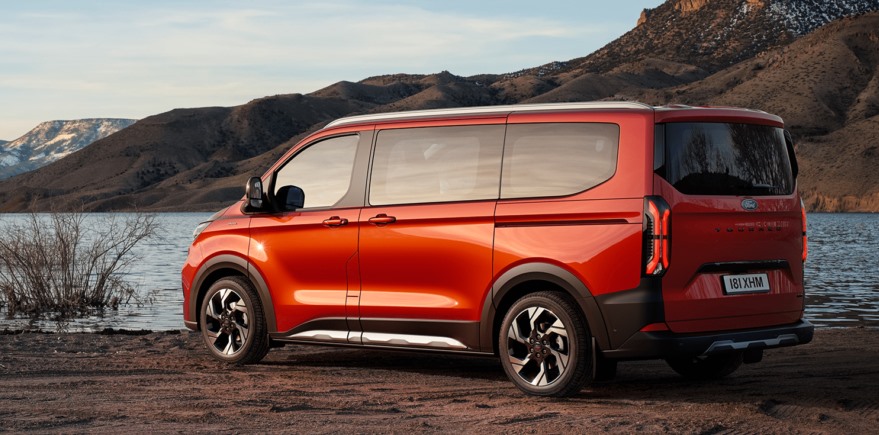 2024 Ford Tourneo Concept, Price, and Specs