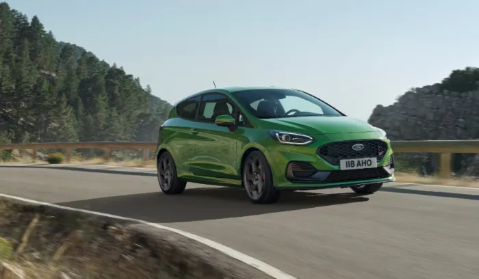  Ford Fiesta 2025: Release Date, Specs, and Photos