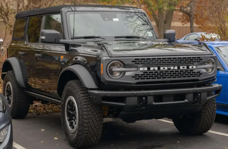 2025 Ford Bronco Sasquatch Package: Price and Interior